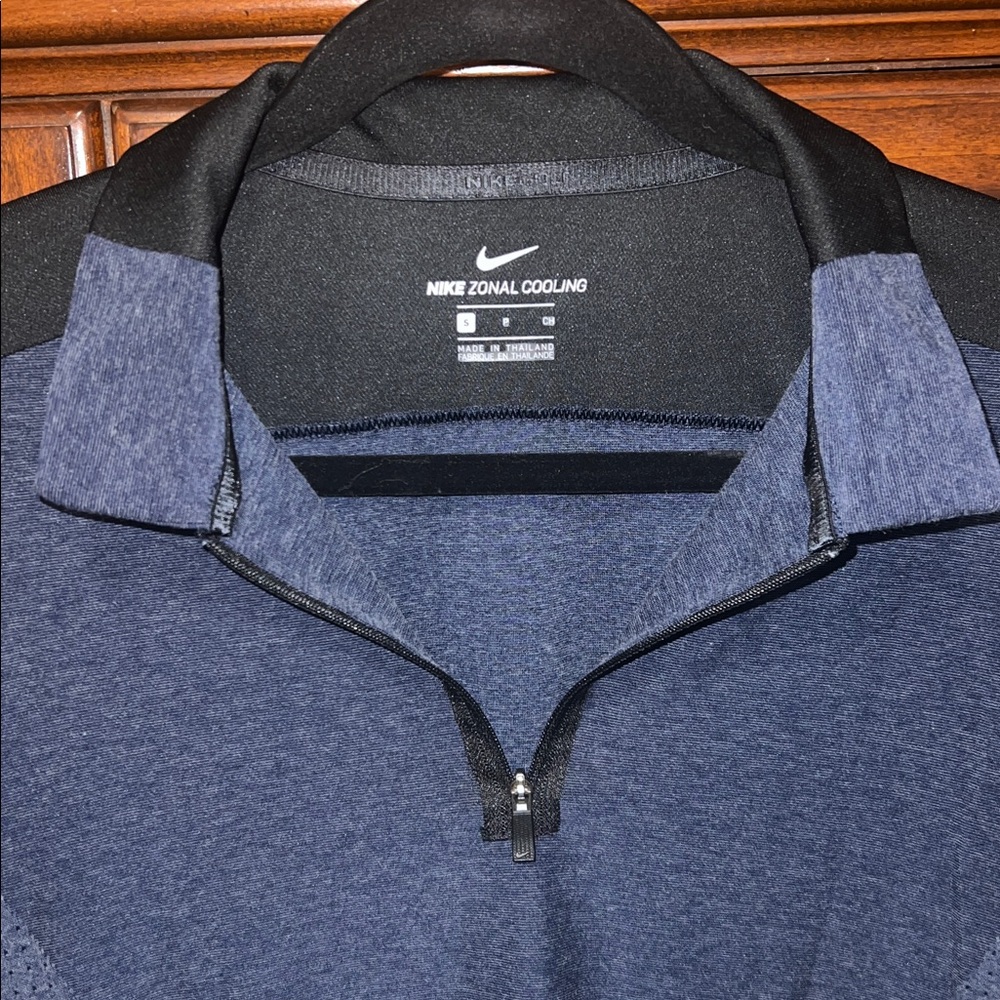 Nike Golf Zonal Cooling long-sleeve zip polo shirt blue and grey size small - Picture 2 of 5